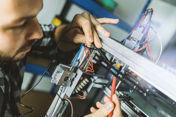 how to become an electronics technician how to become an electronics technician